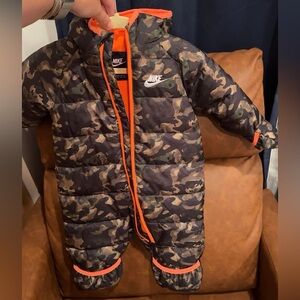 Nike Full Zip Hooded Puffer Snowsuit - 9 Months - Like New